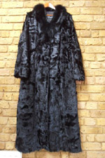 130cm long lamb coat with fox collar