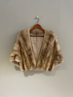 Palomino mink cape with pockets